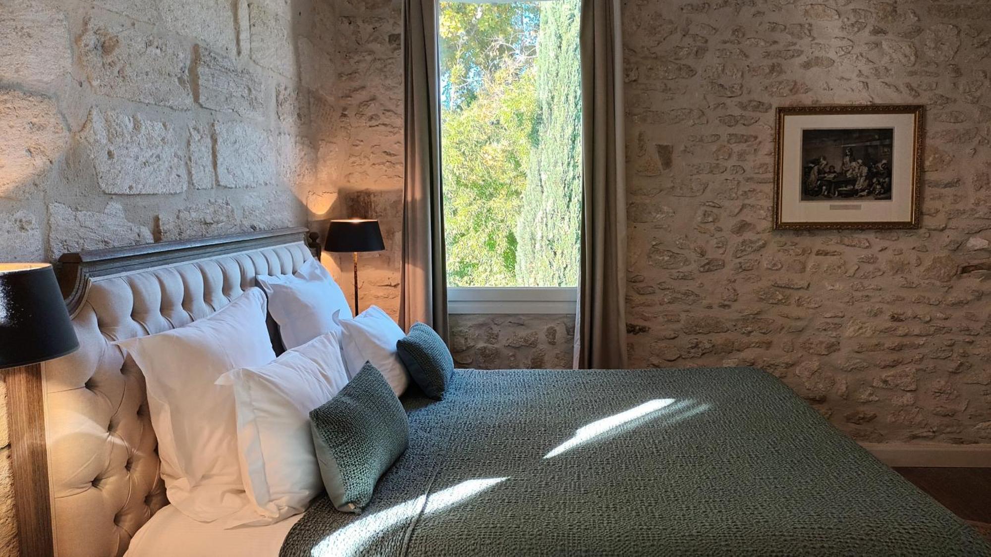 N15 - Les Confidences - D'hotes * Avignon